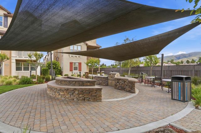 1536 Hidden Creek Lane, Milpitas, CA 95035