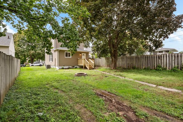 2384 28th Street, Moline, IL 61265