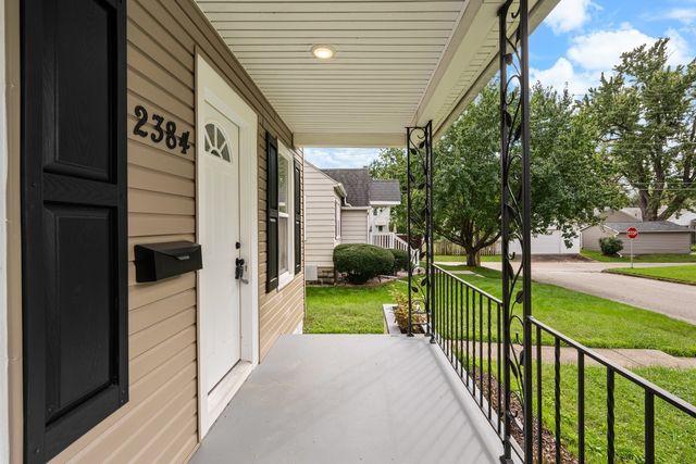 2384 28th Street, Moline, IL 61265