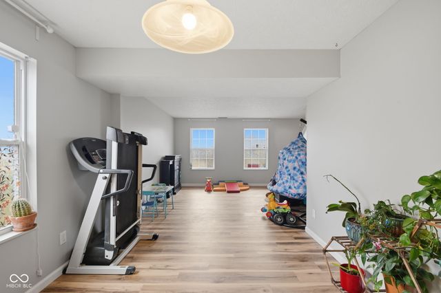 870 Breaside Lane, Greenwood, IN 46143