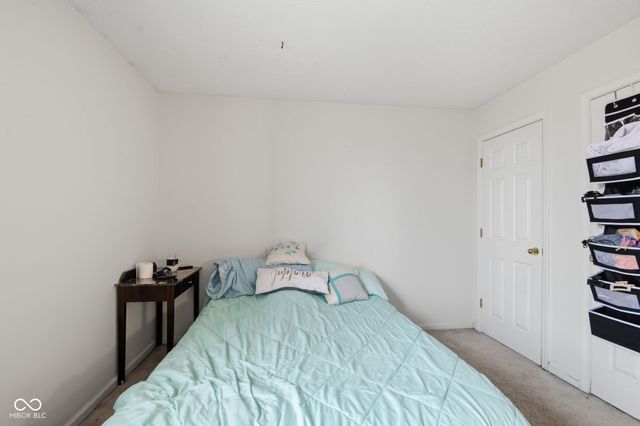 870 Breaside Lane, Greenwood, IN 46143