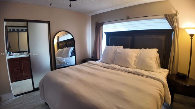 9715 NW 23rd Court, Pembroke Pines, FL 33024