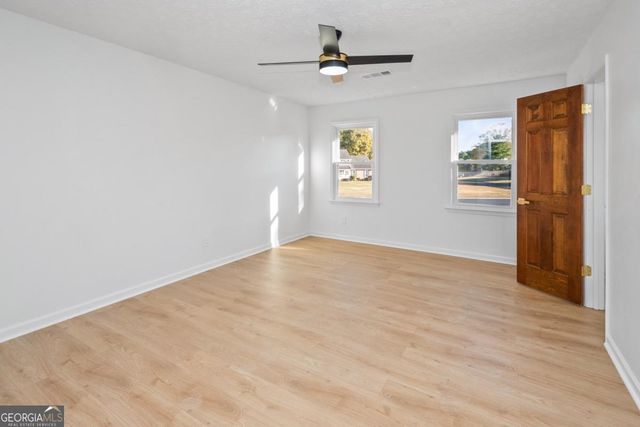 862 Cartwright Pass, Fayetteville, GA 30214