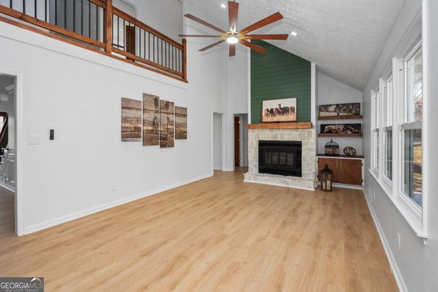 862 Cartwright Pass, Fayetteville, GA 30214