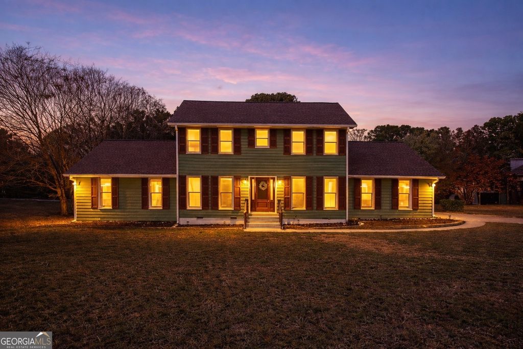 862 Cartwright Pass, Fayetteville, GA 30214