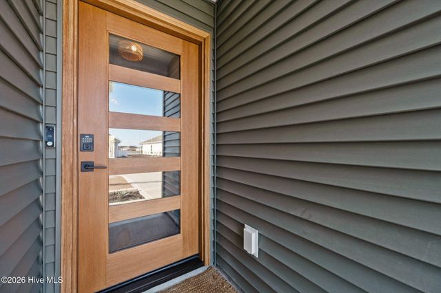 2026 Course Lane, Surf City, NC 28445