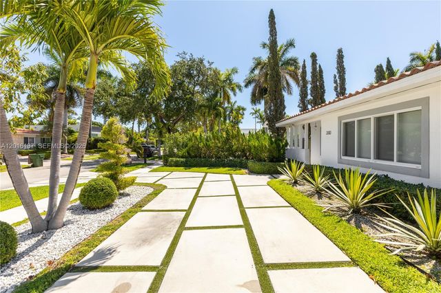 2010 Alamanda Dr, North Miami, FL 33181
