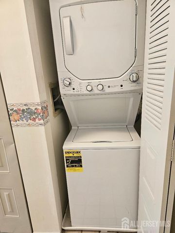 3293 Cypress Court, South Brunswick, NJ 08852