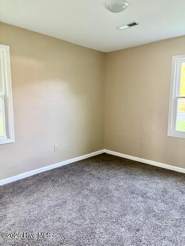 1309 Manchester Road, Kinston, NC 28504