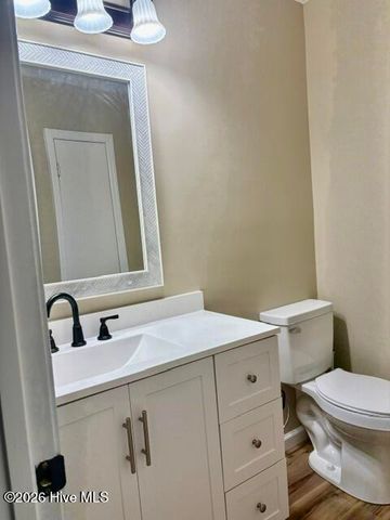 1309 Manchester Road, Kinston, NC 28504