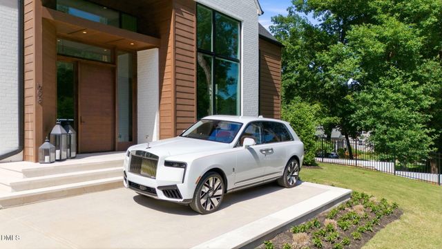 508 Ramblewood Drive, Raleigh, NC 27609