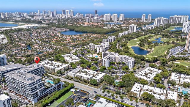2960 NE 207th Street 811, Aventura, FL 33180