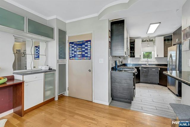 444 Riverside Avenue, Lyndhurst, NJ 07071