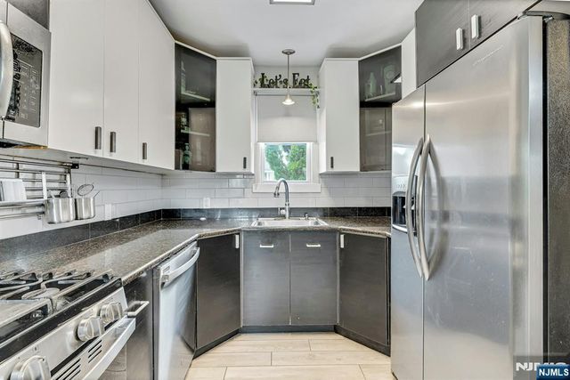 444 Riverside Avenue, Lyndhurst, NJ 07071