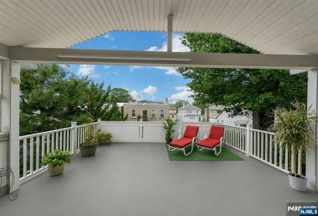 444 Riverside Avenue, Lyndhurst, NJ 07071