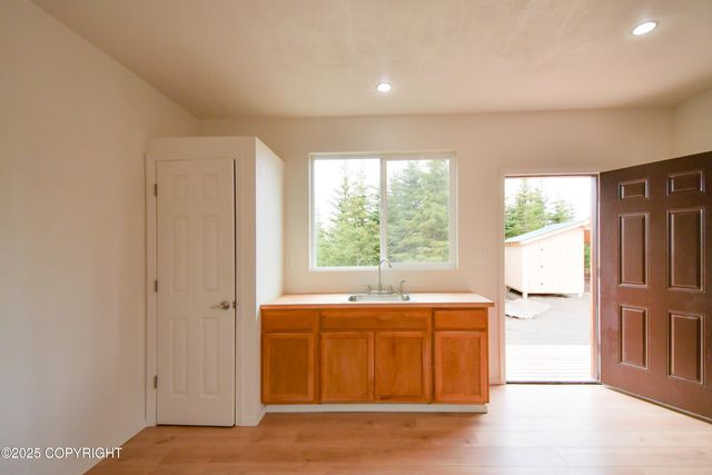30520 Bull Crossing Road, Nikolaevsk, AK 99556