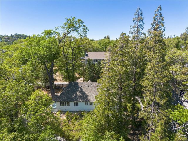 28641 North Shore Road, Lake Arrowhead, CA 92352