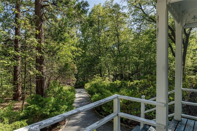 28641 North Shore Road, Lake Arrowhead, CA 92352