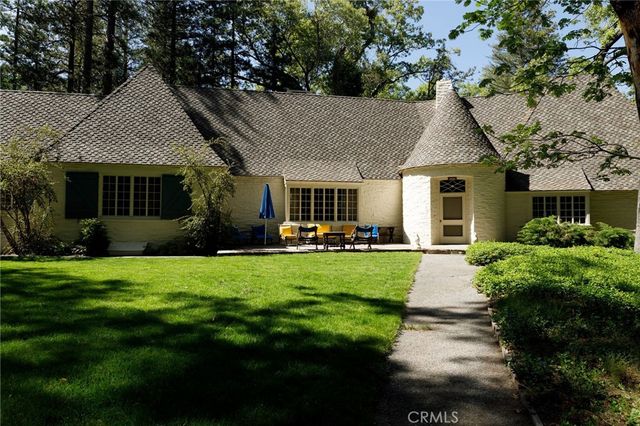 28641 North Shore Road, Lake Arrowhead, CA 92352