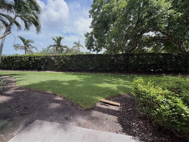 3390 NE 9th St 104, Homestead, FL 33033