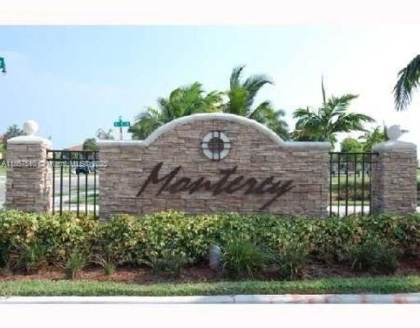 3390 NE 9th St 104, Homestead, FL 33033
