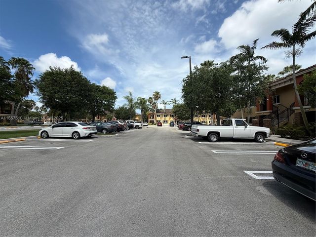 3390 NE 9th St 104, Homestead, FL 33033