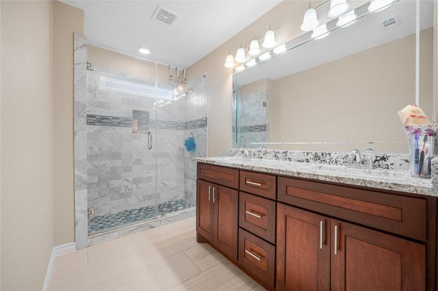 8307 W Green Leaf Street, Brookshire, TX 77423