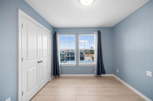 8307 W Green Leaf Street, Brookshire, TX 77423