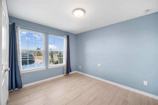 8307 W Green Leaf Street, Brookshire, TX 77423