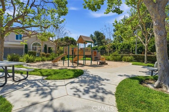 26 Monstad St, Aliso Viejo, CA 92656