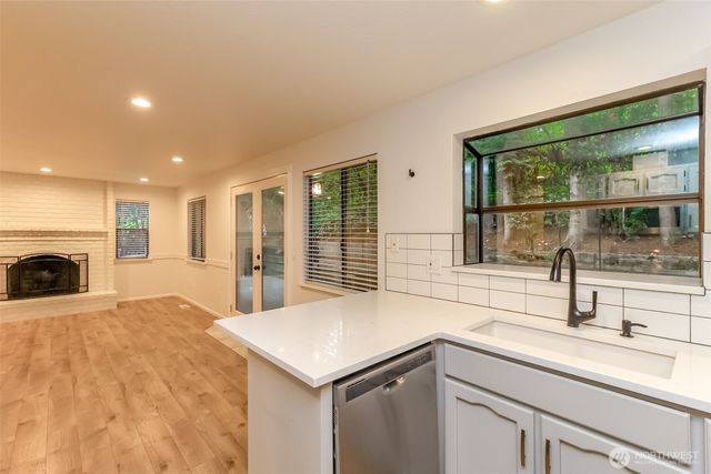 28803 184th Place SE, Kent, WA 98042