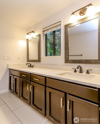 28803 184th Place SE, Kent, WA 98042