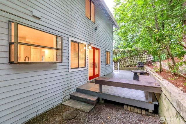 28803 184th Place SE, Kent, WA 98042
