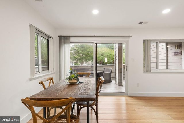 11025-A VILLARIDGE CT, Reston, VA 20191