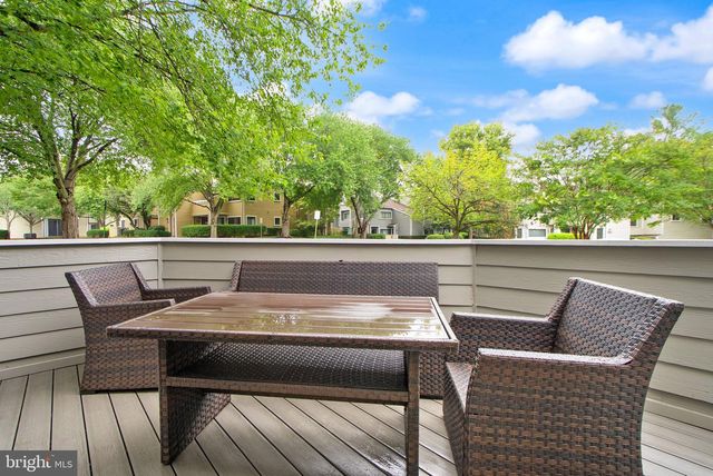 11025-A VILLARIDGE CT, Reston, VA 20191