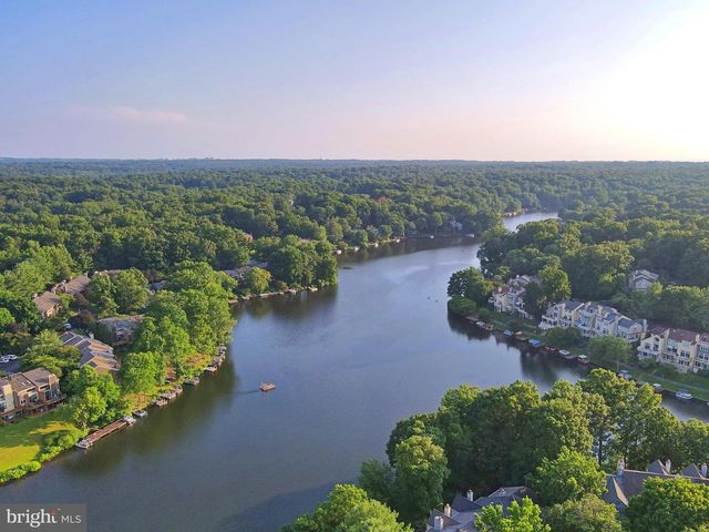 11025-A VILLARIDGE CT, Reston, VA 20191