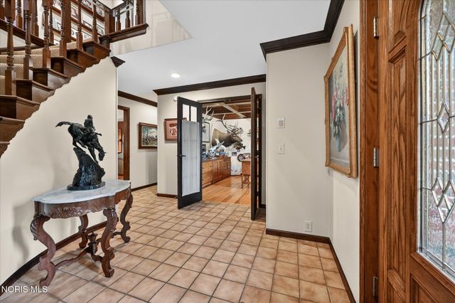 4455 Falconhurst Court, Sylvania, OH 43560