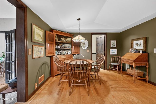 4455 Falconhurst Court, Sylvania, OH 43560