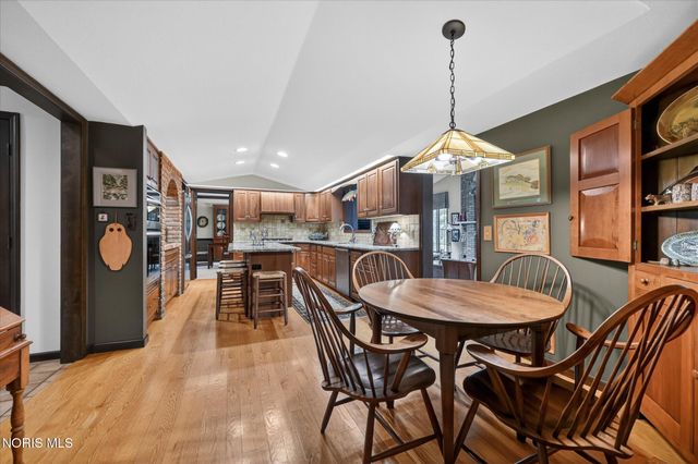 4455 Falconhurst Court, Sylvania, OH 43560