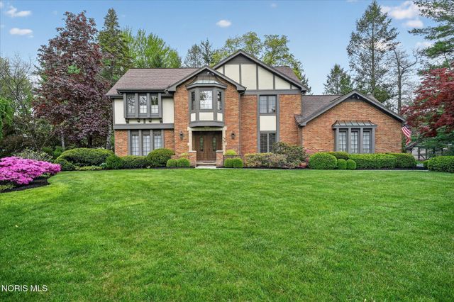 4455 Falconhurst Court, Sylvania, OH 43560