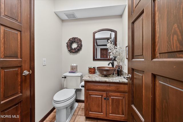 4455 Falconhurst Court, Sylvania, OH 43560
