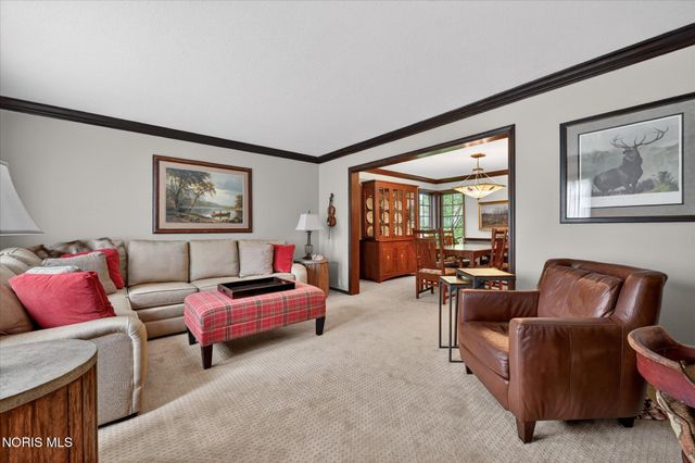 4455 Falconhurst Court, Sylvania, OH 43560