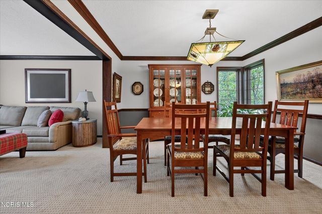4455 Falconhurst Court, Sylvania, OH 43560