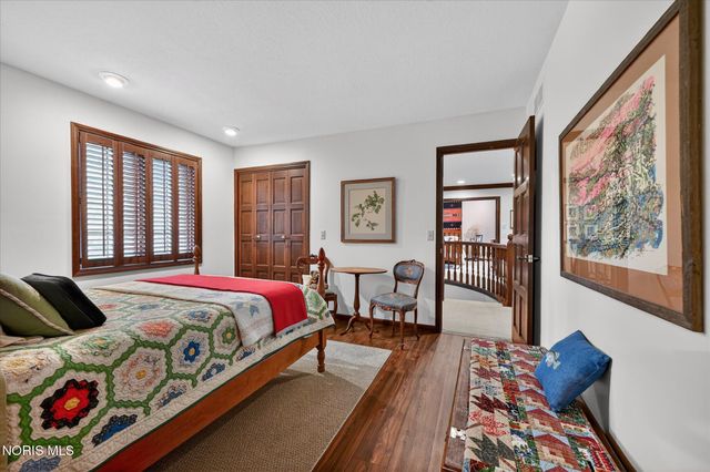 4455 Falconhurst Court, Sylvania, OH 43560