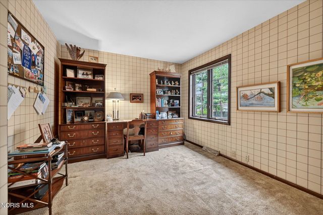 4455 Falconhurst Court, Sylvania, OH 43560