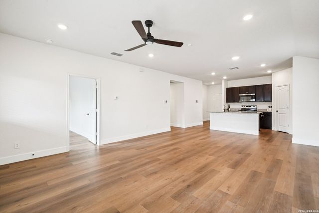 920 Cinnamon Teal, Seguin, TX 78155