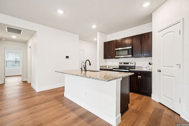 920 Cinnamon Teal, Seguin, TX 78155