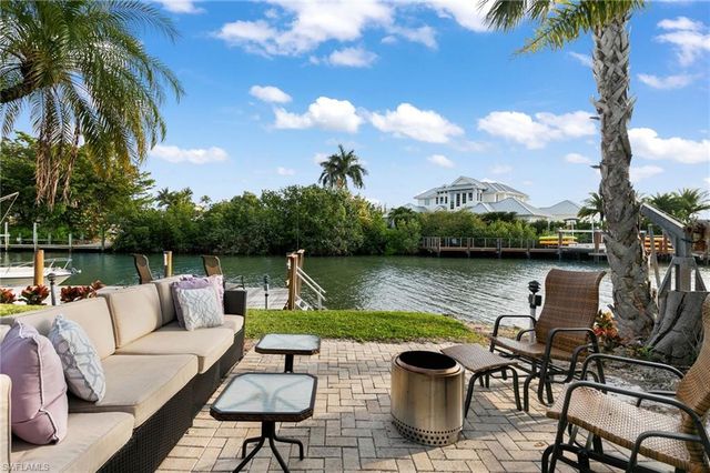 1360 Chesapeake AVE, Naples, FL 34102