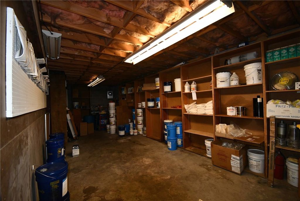 822 N Sargent, Glendive, MT 59330 photo 15