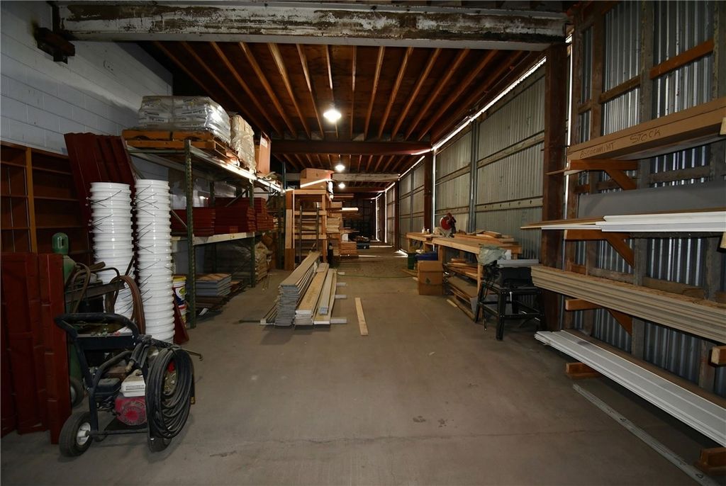 822 N Sargent, Glendive, MT 59330 photo 21